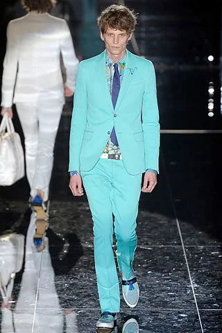 Look 3